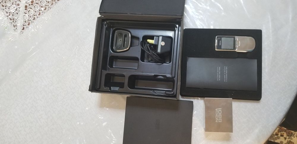 Продам NOKIA 8801