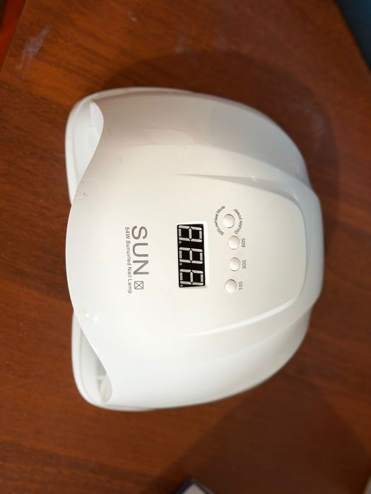 Маникюр заттары сатылады