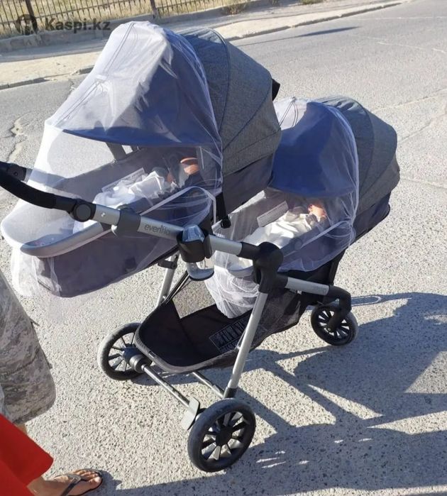 Коляска трансформер для двойняшек, близняшек