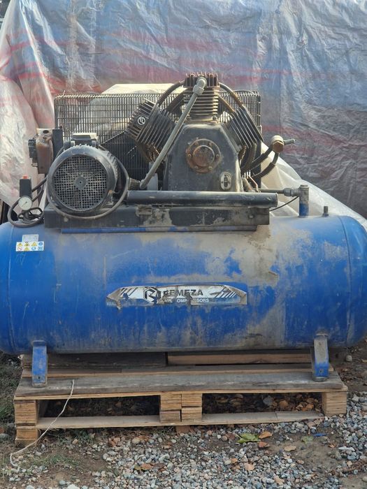 Продам компрессор