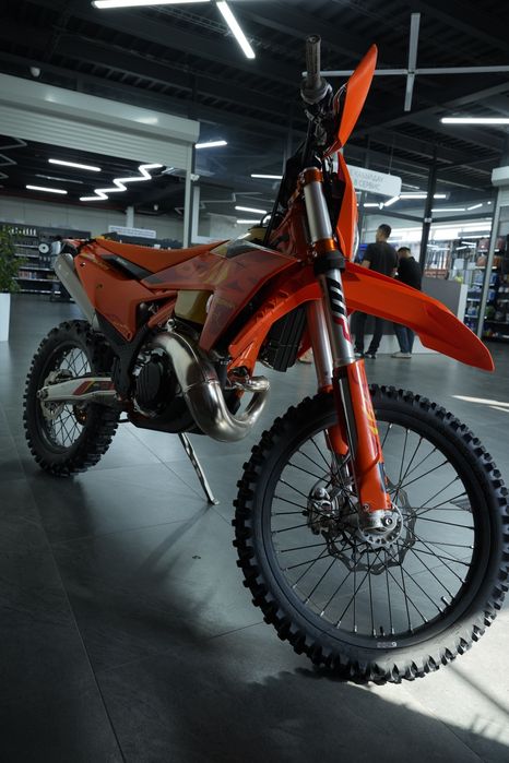 Ktm exc 300 tbi six days 2025
