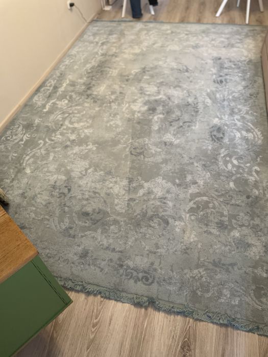 Продам ковер стильный