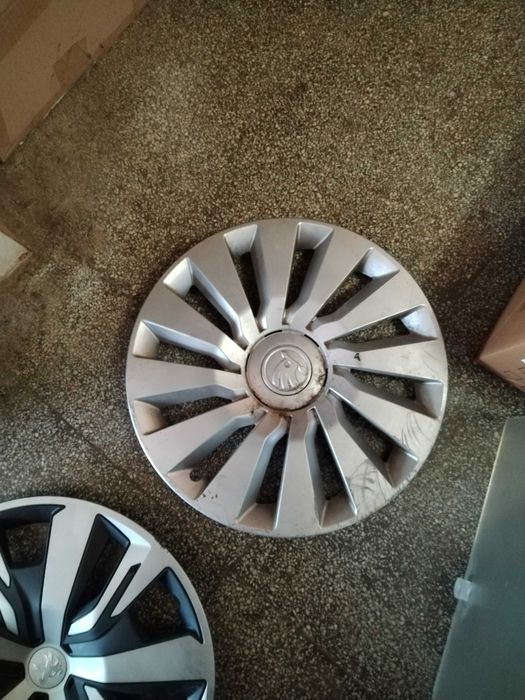 Тасове един брой Renault Bmw Nissan Ford Honda Skoda