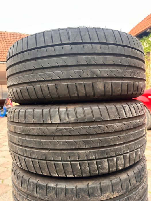 Anvelope vara 245/40/19 cu 275/35/19 RSC