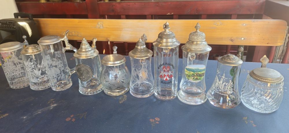 Vand/schimb  halbe germane vechi. Si 2 scorpioni.Vezi cele 8 poze