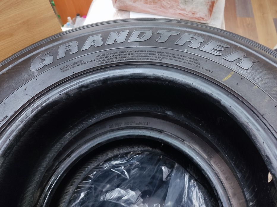 Продам шины 245/70 R17