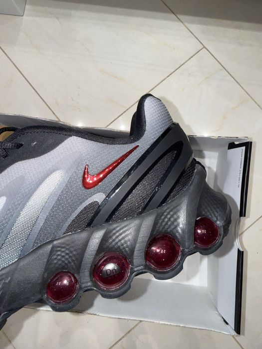 Маратонки Nike Air Max Dn8 “Black Anthracite Gym Red” - размер 46