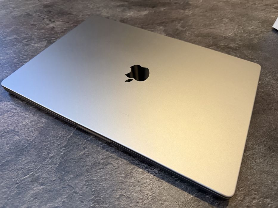 Macbook Pro 16 16/512 M1 Pro
