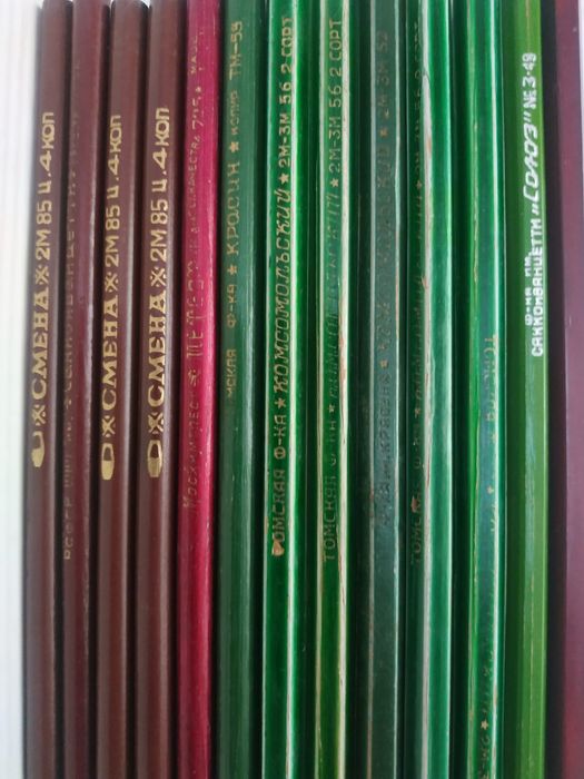 Карандаши СССР. Твердые мягкие.