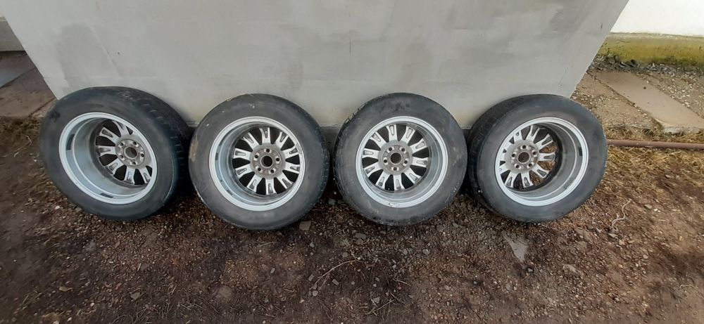 Продам от тойоты р16 оригинал