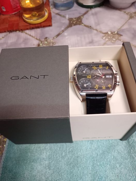 Vand Ceas Mecanic  AutomaticPerfect Funcțional preț 600 ron