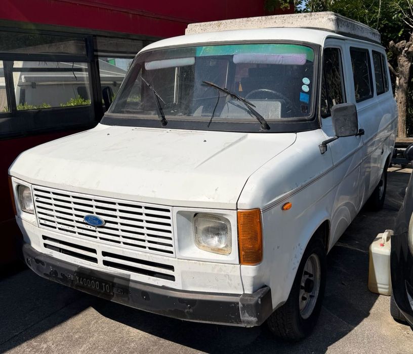 FORD Excursion 1982