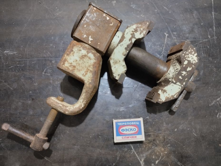 Тиски слесарные маленькие