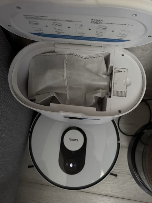 Продам моющий робот-пылесос xiaomi roidmi eve