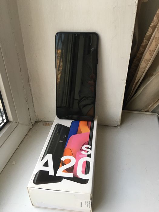 Samsung Galaxy A20s в идеальном состоянии