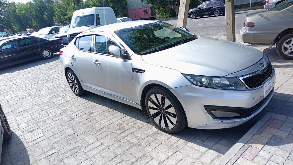 Kia k5                .