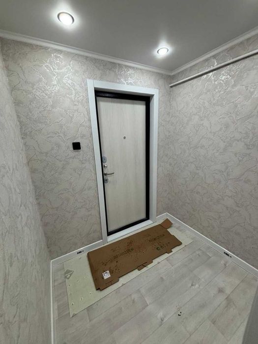 Продаётся 1-комнатная 9 мкрн.