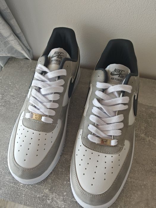 Nike Air Force 1, marimea 42, noi