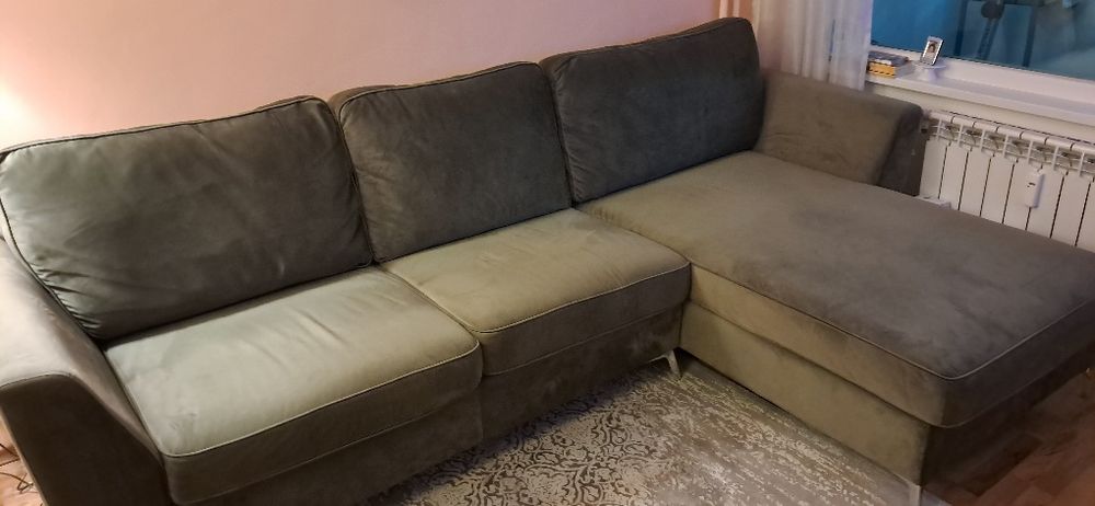Ъглов плюшен диван