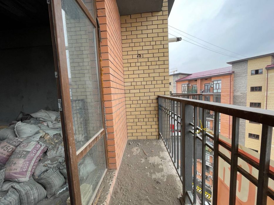 Мирзо улугбекский район. 3х ком квартира. Новостройка