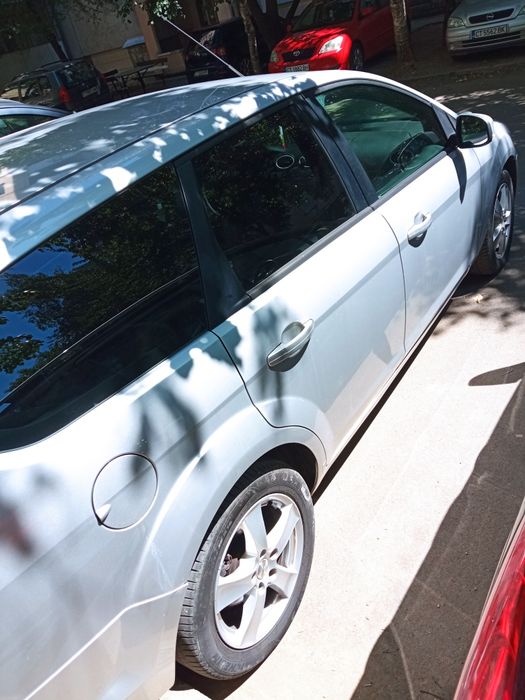 Форд фокус2011  г.