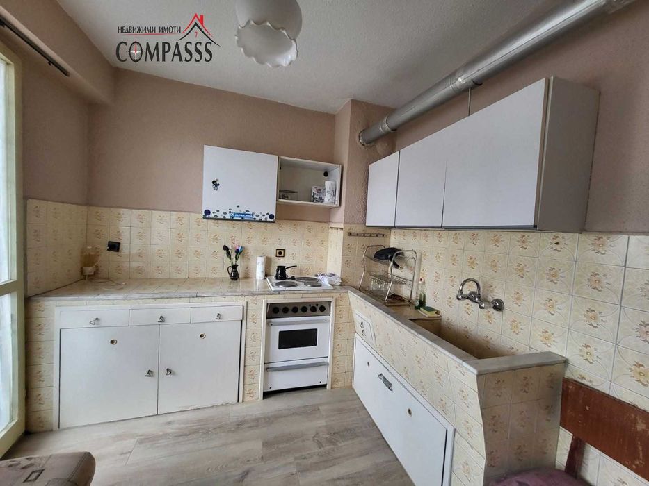 Дава се под наем Тристаен апартамент в с. Балик, Област Добрич - 92 кв.м за 255 € - Снимка #2