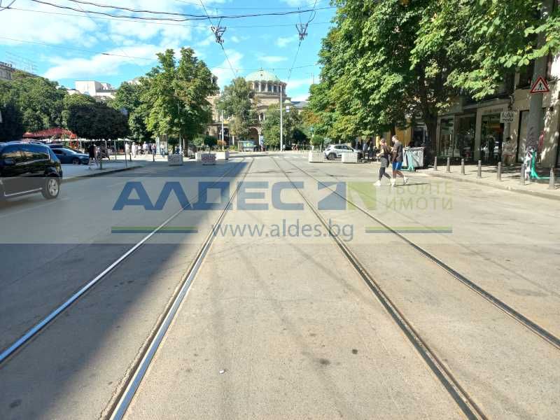 Отдава се офис на бул. Витоша срещу Съдебната палата!