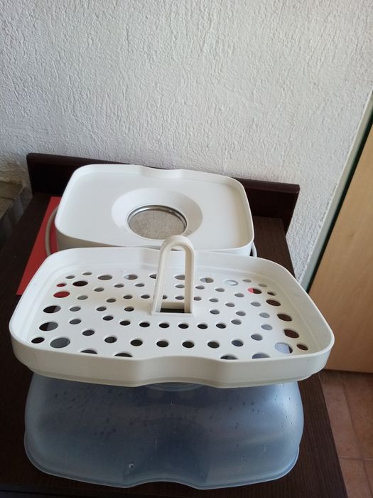 Vând sterilizator Chicco pentru suzete și biberoane mici și mari