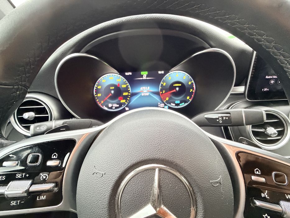 Mercedes-Benz GLC 200 4MATIC, an fabricație 2021Motor Hibrid Km Reali