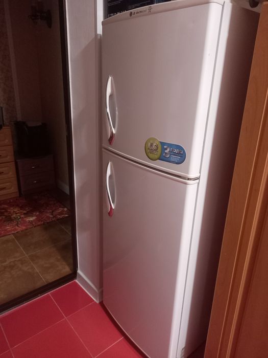 Холодильник 2х камерный LG electrocool
