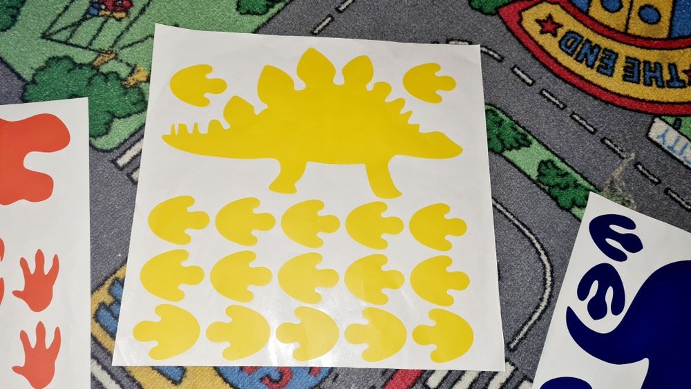 Autocolante perete/mobilier/ cu model dinozauri