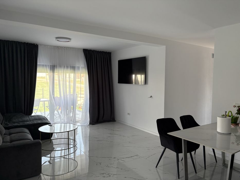 Casa+Afacere la cheie-Bistro Milano(profitabila)+ Panouri fotovoltaice