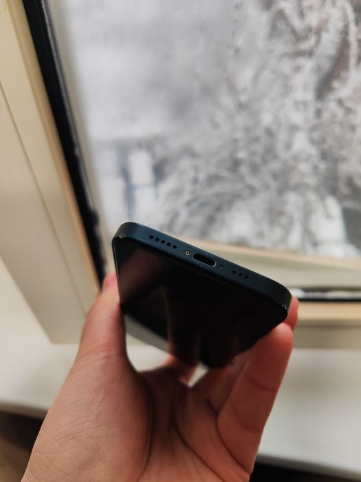 iPhone 13 128 GB LL/A Blue yaxshi sostoyaniya arzon narxda