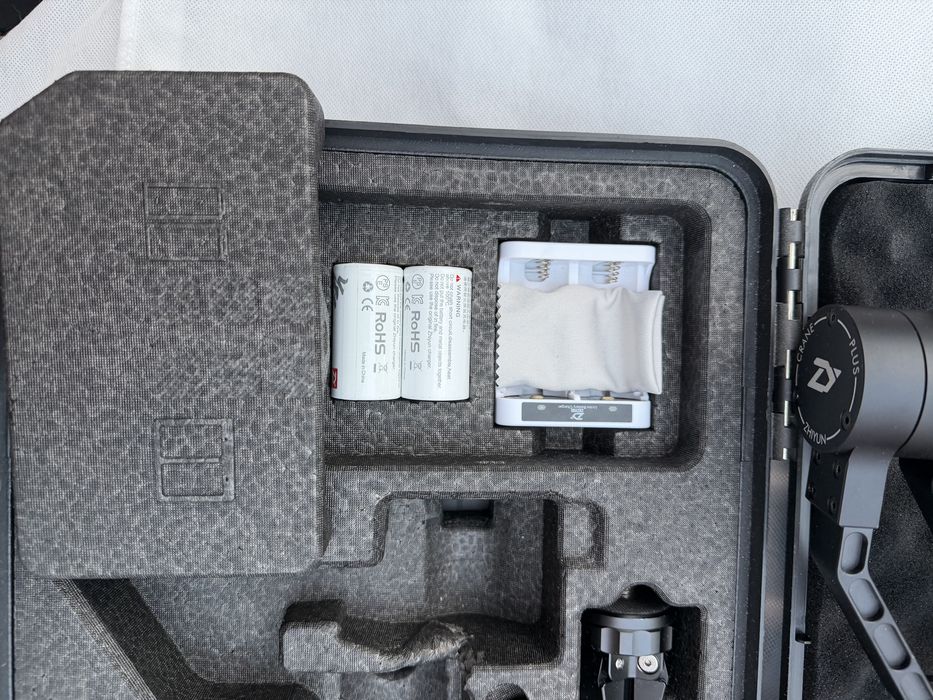Гимбъл за камера ZHIYUN CRANE PLUS