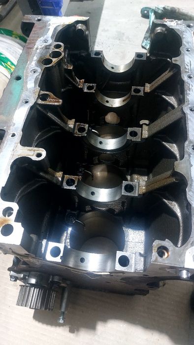 Двигатель azm 2.0 по запчастям