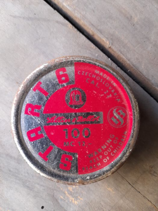 Старо радио,лампа,фойерверки и кабзи