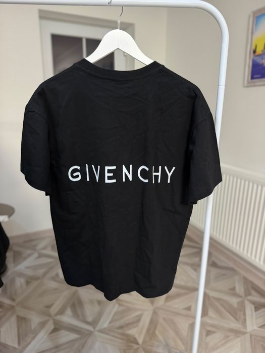 Tricou Givenchy – Negru, Logo Alb, Nou cu Etichetă