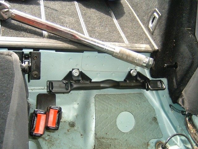 Isofix Ford Focus Audi A4 A6 VW Passat B5.5 Skoda Superb Seat Exeo