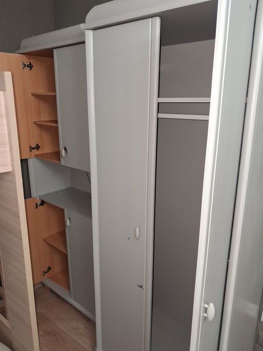 Диван,2х кровать,шкафы