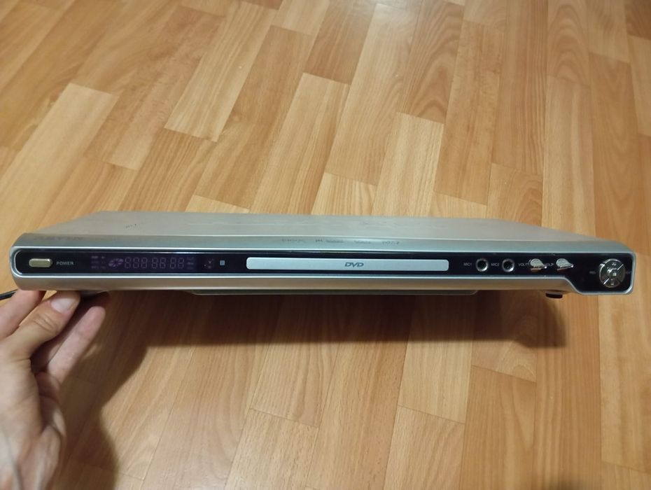 Продам DVD-плееры