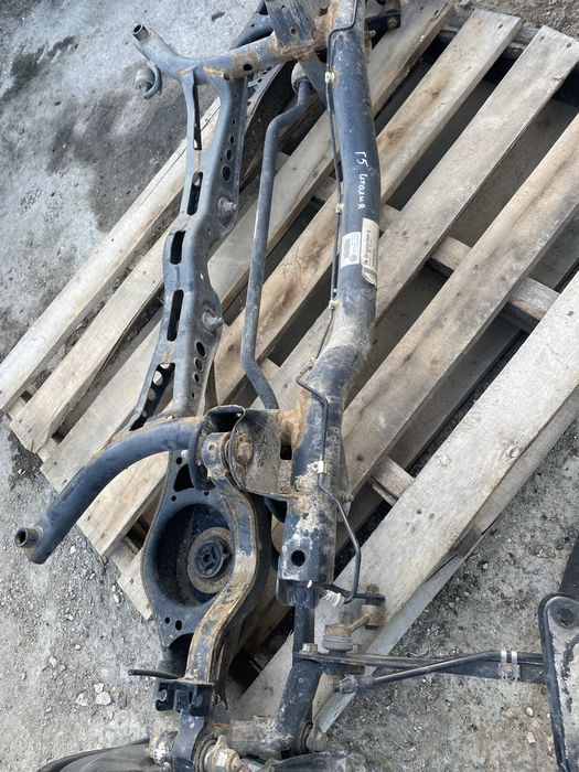 Заден мост голф 5 2006г