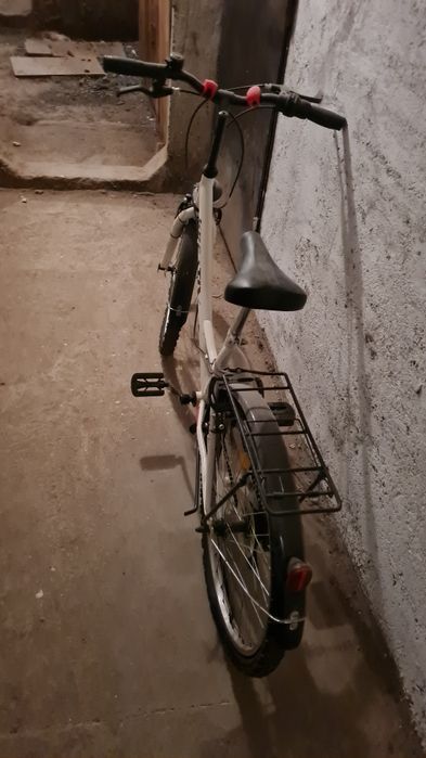 Vând bicicleta unisex