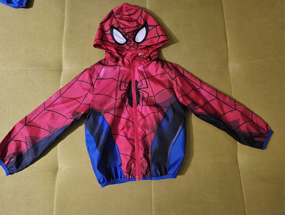Jacheta H&M Spiderman