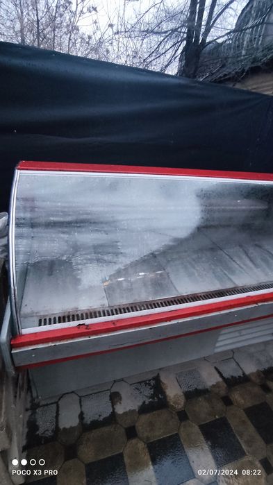 Срочно Холодильник и тележки продается!!