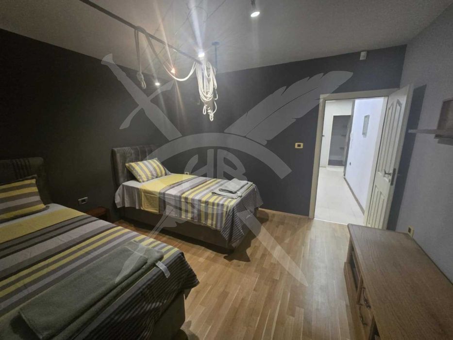 Дава се под наем Тристаен апартамент в Варна, Генералите - 92 кв.м за 1099 € - Снимка #4