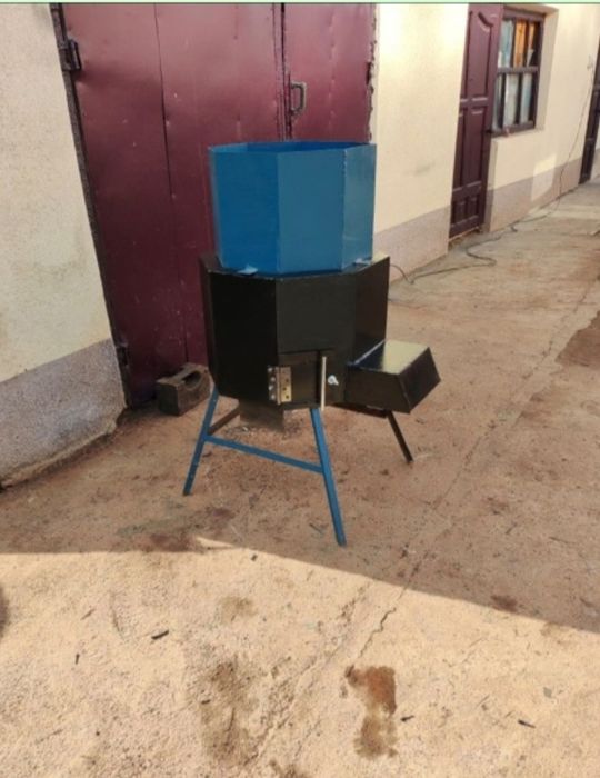 Продается сенорезка