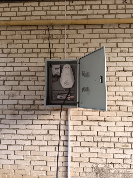 Установка зарядное устройство для Электромобилей