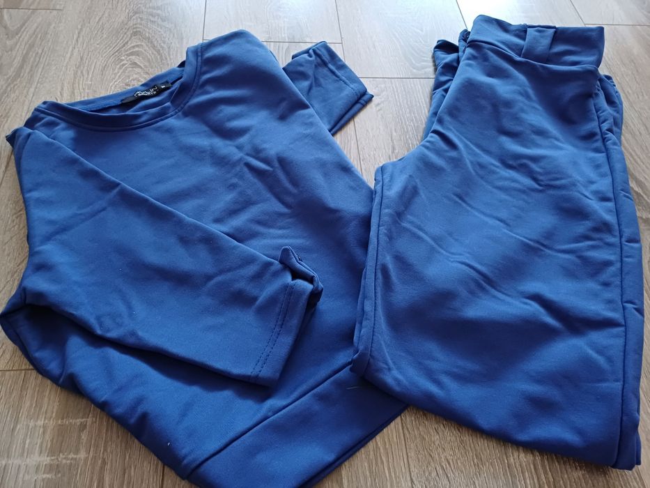 Дамски сет в 2 части, турско синьо, р.М