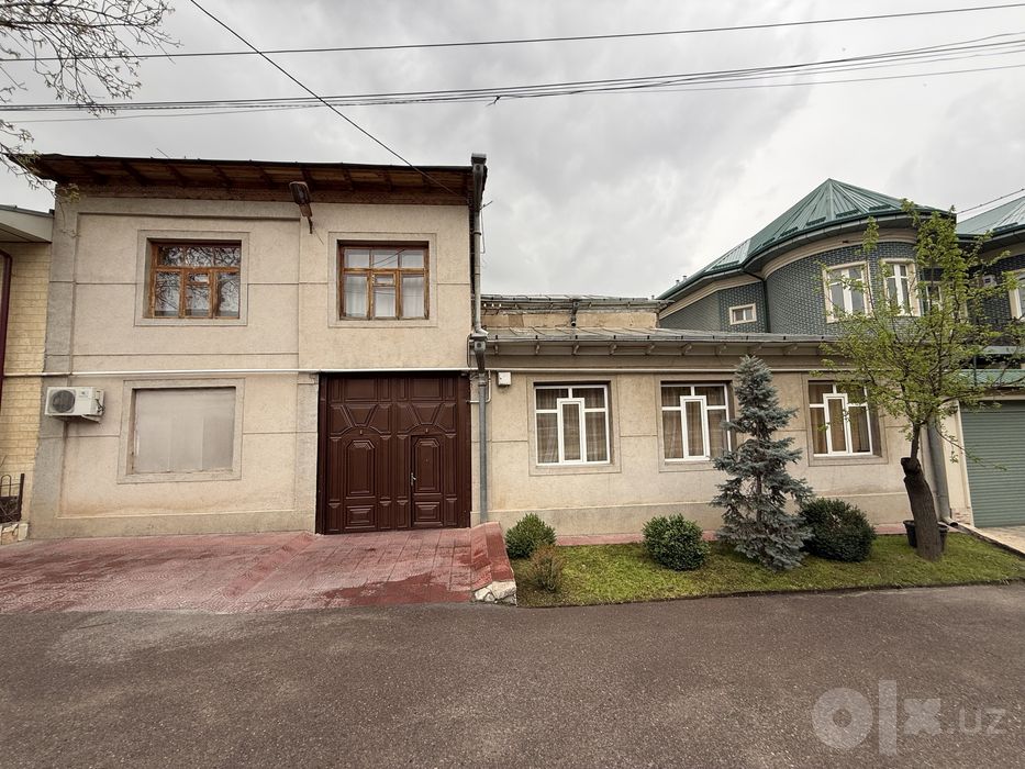 Срочно продаётся участок! Дом