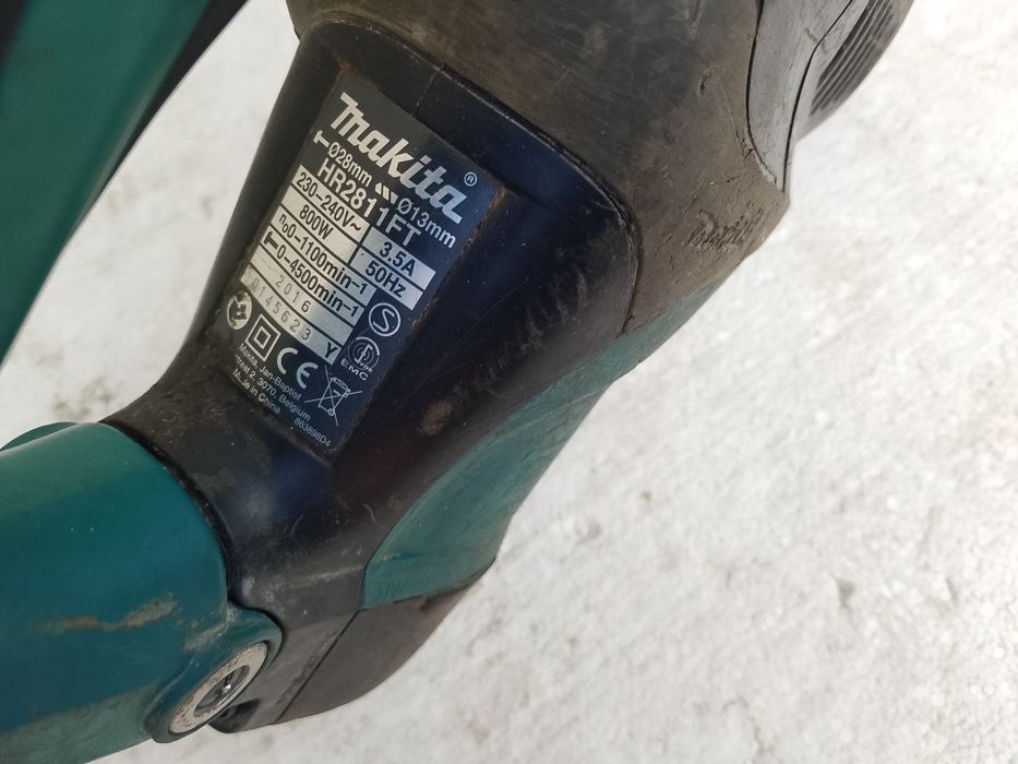 Професионални машини на ток и батерии за ремонт или за части